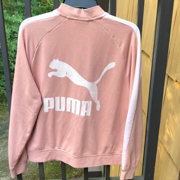 Puma Jackets & Blazers - Puma jacket with white stripe & 2 front pockets